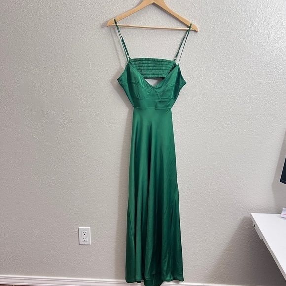 TUCKERNUCK A.L.C Blakey Cut out Satin Dress in green size 12 - Picture 8 of 15